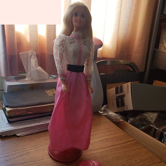 Rare Vintage Retired 19/82 Angel Face Barbie - Picture 2 of 2